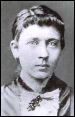 Braunau am inn (politischer bezirk braunau am inn). Klara Hitler