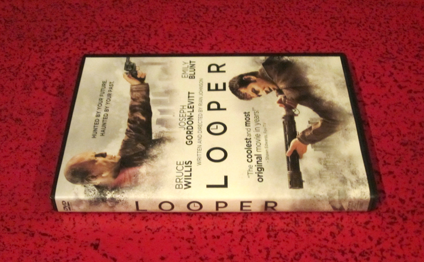 Looper (2012)