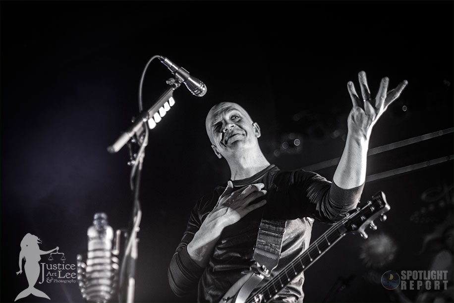 Live at the domain, sydney 2017 jetzt probehören und kaufen. Live Review Devin Townsend Project Enmore Theatre Sydney 2017 Spotlight Report