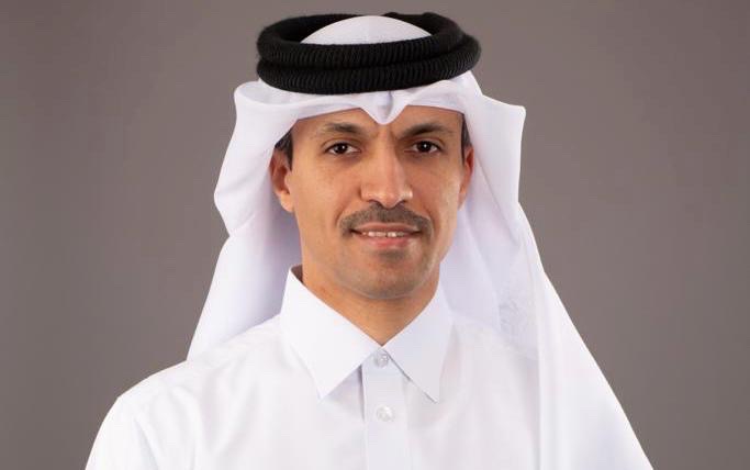 رئيس الاتحاد القطري لكرة القدم يقدم التهنئة لفريق الغرافة بعد تتويجه بلقب كأس الأمير&nbsp;