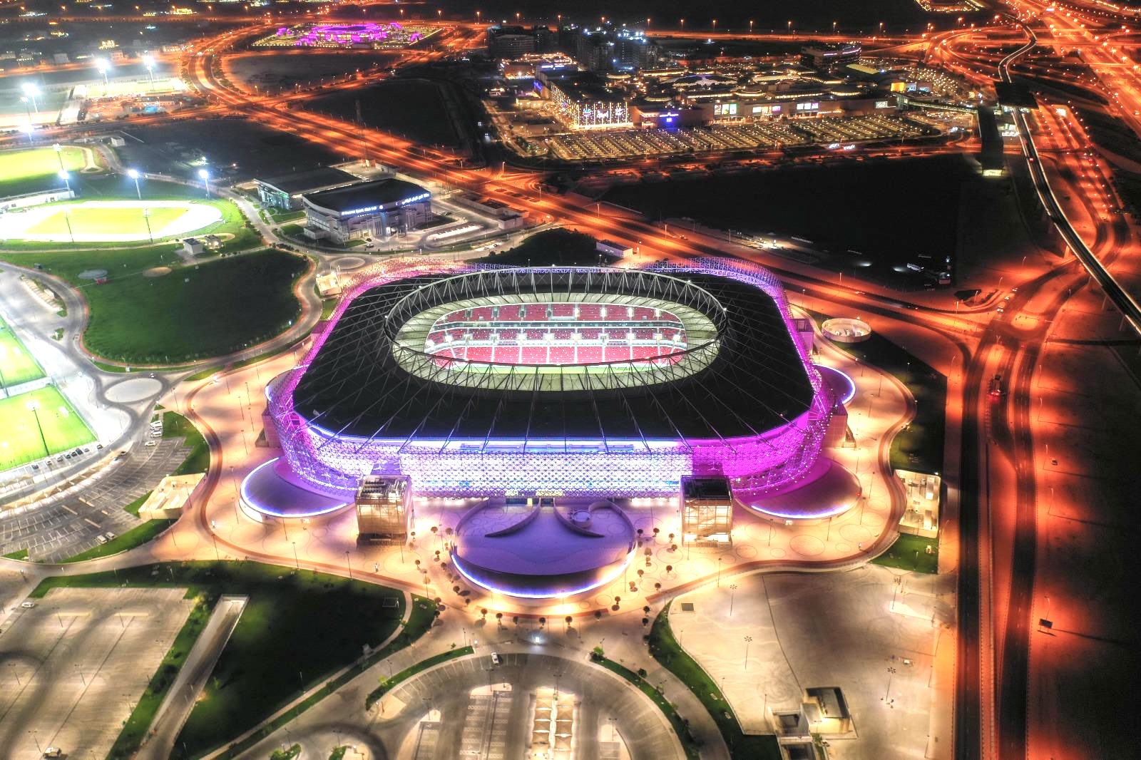 مع ترقب انطلاق البطولة السنوية للأندية ، طرح تذاكر مباريات كأس القارات للأندية للبيع مع ترقب انطلاق البطولة السنوية للأندية ، طرح تذاكر مباريات كأس القارات للأندية للبيع