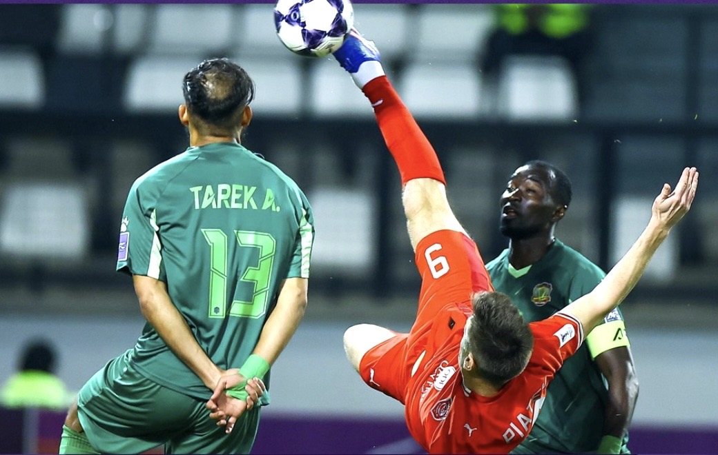 الدحيل يؤجل حسم تأهله بخسارته أمام مضيفه الشرطة العراقي في دوري أبطال آسيا للنخبة الدحيل يؤجل حسم تأهله بخسارته أمام مضيفه الشرطة العراقي في دوري أبطال آسيا للنخبة