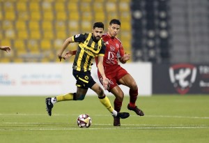 مواجهة واعدة بين العربي وقطر في الجولة قبل الأخيرة من منافسات الدوري 