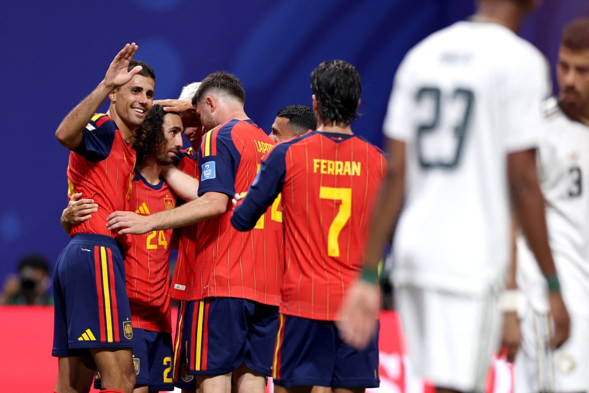 المنتخب الإسباني يتجاوز نظيره السعودي برباعية نظيفة ويقترب من بلوغ الدور الثاني&nbsp;