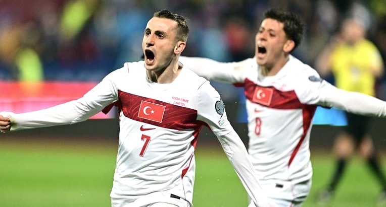 منتخب تركيا يخوض مهمة صعبة أمام المنتخب الامريكي المضيف في ملعب لوس أنجلوس