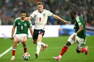 منتخب انكلترا يتأهل الى ربع نهائي المونديال على حساب مضيفه المكسيك