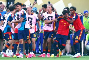 منتخب اسبانيا يتوج لقبه الثاني بحصيلة مميزة في مختلف خطوط اللعب