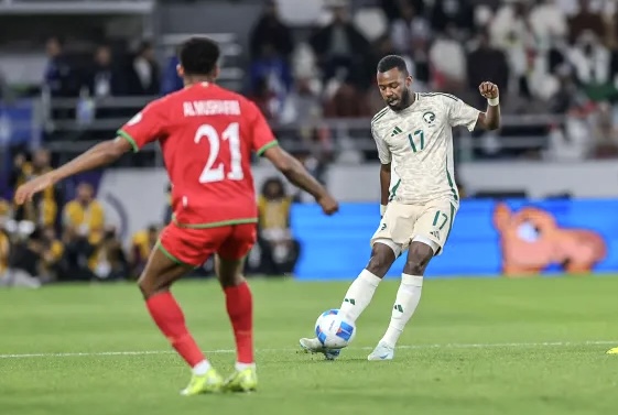 المنتخب السعودي يبحث عن بطاقة التأهل لنصف نهائي خليجي 27 أمام نظيره العماني