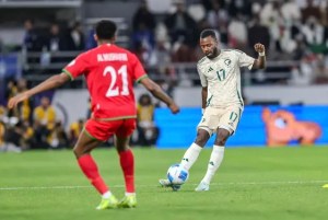 المنتخب السعودي يبحث عن بطاقة التأهل لنصف نهائي خليجي 27 أمام نظيره العماني