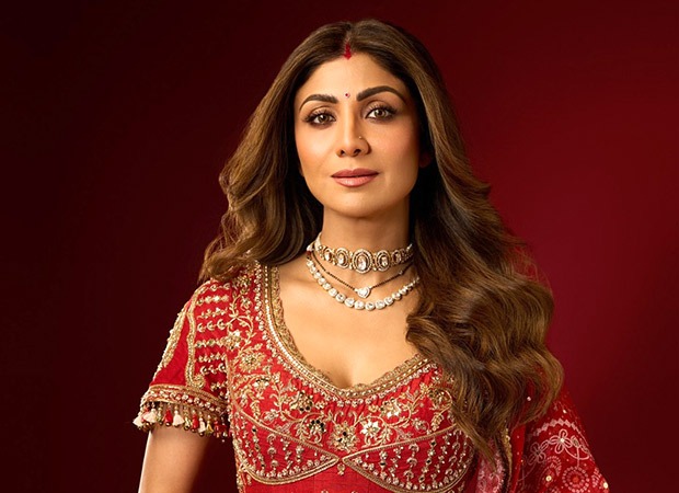 Bombay HC seeks details on Shilpa Shetty’s family background before allowing travel abroad amid Rs 60 crores EOW probe : Bollywood News