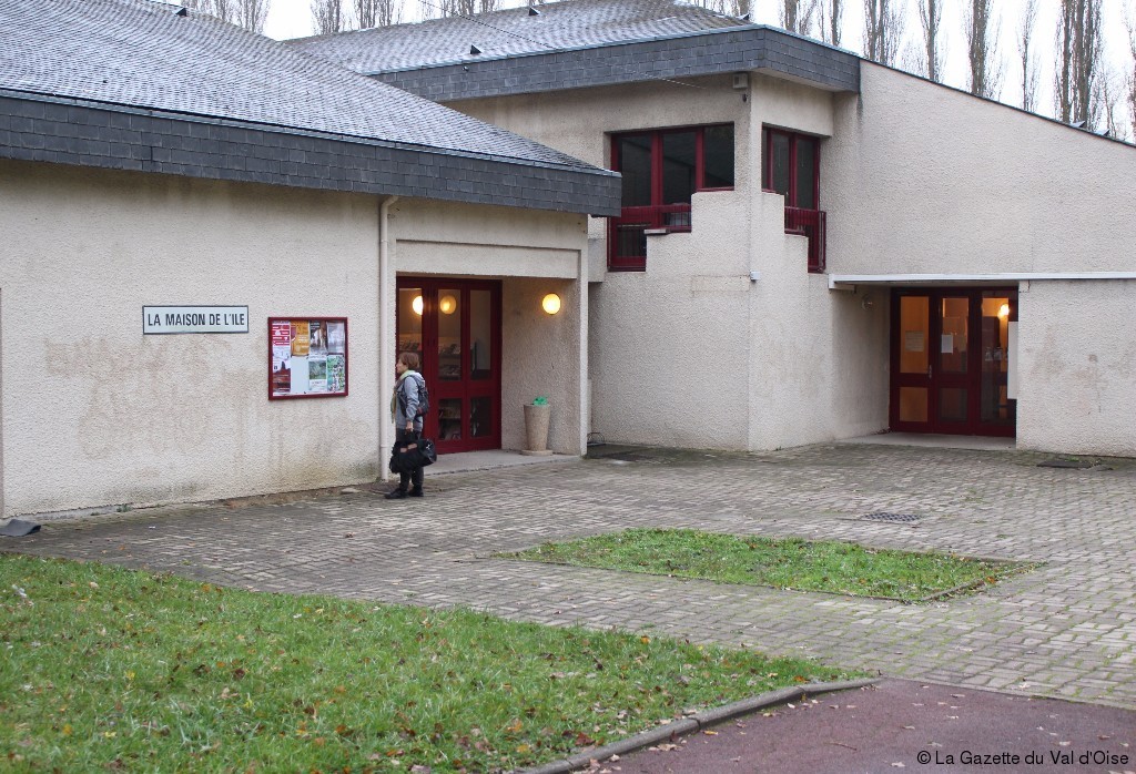 En situation de handicap psychique et de la maison intergénérationnelle avec un . La Solidarite A Desormais Son Quartier General La Gazette Du Val D Oise