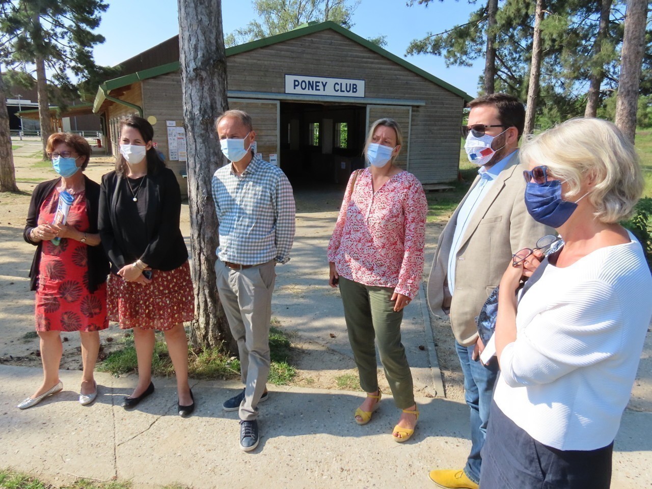 Avec 65 maires sur 225 candidats. Yvelines Elections Regionales Des Candidats De La Liste De Valerie Pecresse En Visite A L Ile De Loisirs Val De Seine A Verneuil 78actu
