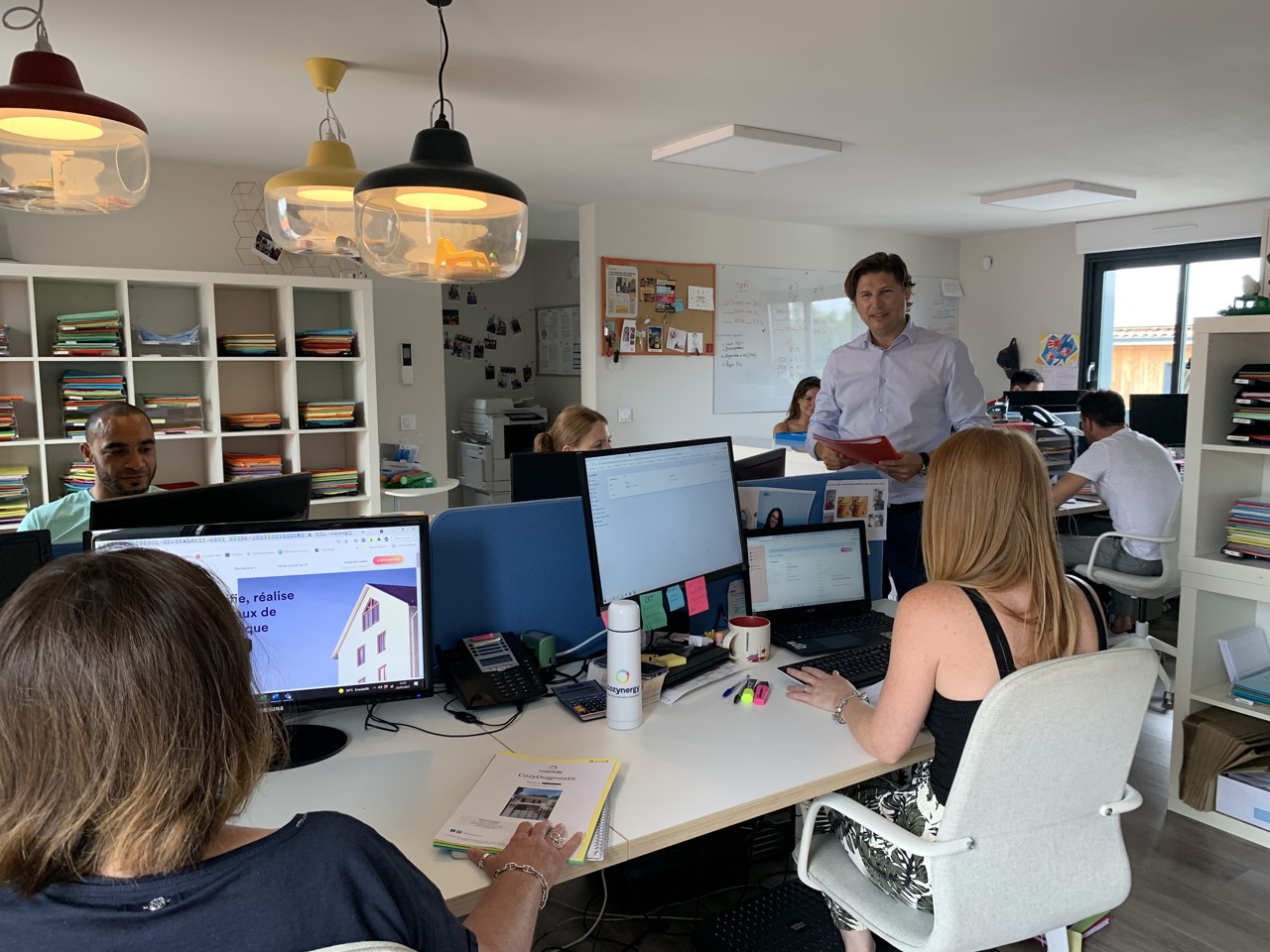 Watch novation product experts in our virtual space, discussing synths and our newest groovebox, circuit tracks, and watch special guest artist performances and . Toulouse Cette Entreprise Veut Devenir Le Leader Francais De La Renovation Energetique Actu Toulouse