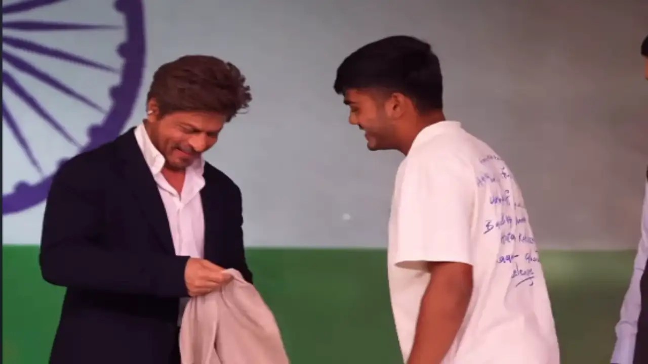 What’s brewing? CSK star spotted with KKR boss Shah Rukh Khan ahead of IPL 2026 What’s brewing? CSK star spotted with KKR boss Shah Rukh Khan ahead of IPL 2026