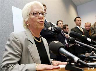 Del Ponte Gotovina I Dalje Na Dohvatu Hrvatskih Vlasti Teme Dw 27 04 2005