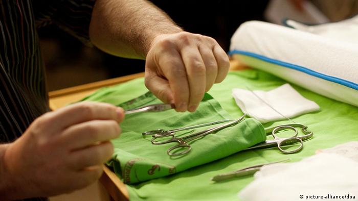 Circumcision Verdict Causes Legal Headache Germany News And In Depth Reporting From Berlin And Beyond Dw 28 06 2012