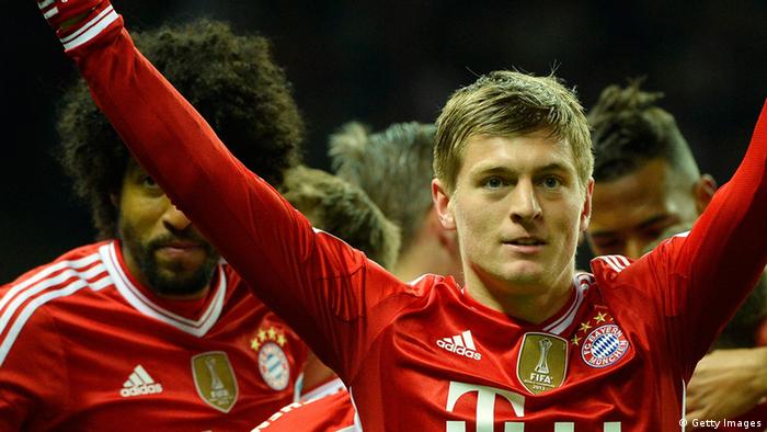 Mereka tinggal berjarak satu kemenangan lagi untuk memastikan gelar juara. Bayern Munchen Juara Bundesliga Dunia Informasi Terkini Dari Berbagai Penjuru Dunia Dw 25 03 2014