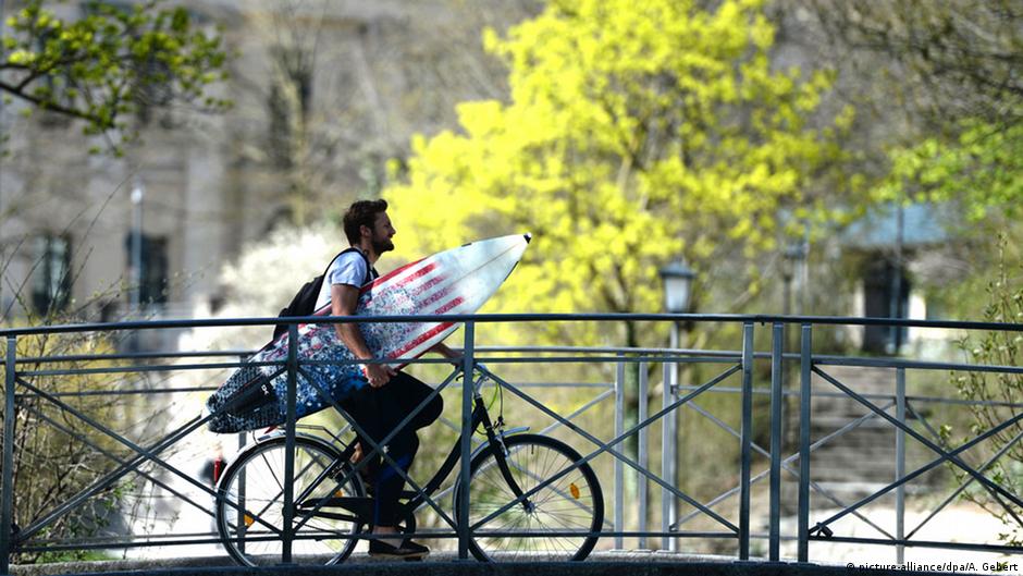 Radfahren In Deutschland Was Man Wissen Sollte Online Deutsch Lernen Mit Videos Und Audios Der Dw Dw 30 03 2016