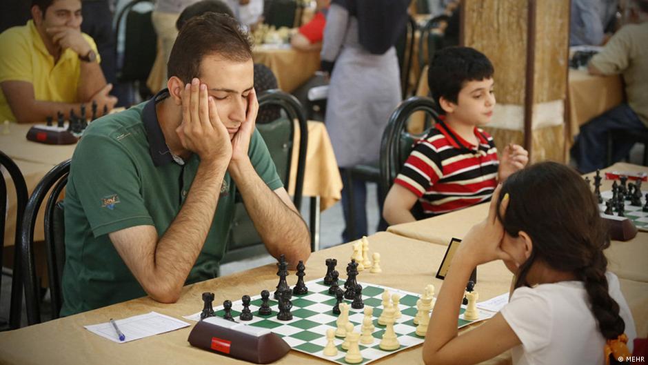 How to play chess game online: 10 Strategy Games That Are Good For Your Brain All Media Content Dw 09 03 2016