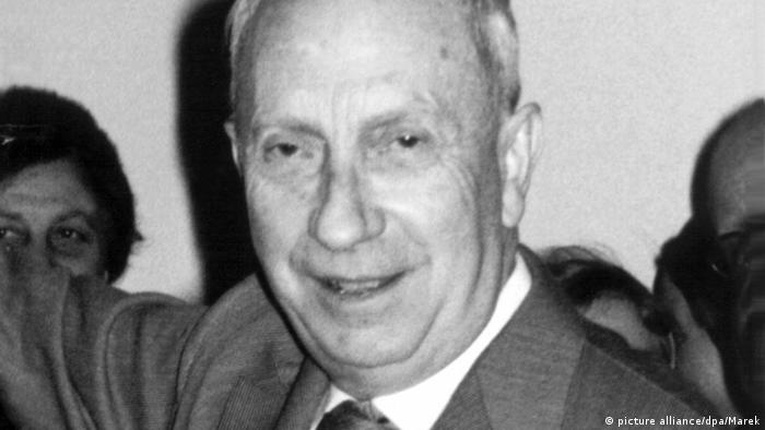 1920 Dadaismo Causa Escandalo Em Colonia Fatos Que Marcaram O Dia Dw 20 04 2017