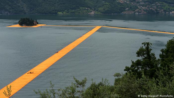 Why Christo S Floating Piers Had To Be Destroyed Arts Dw 05 08 2016