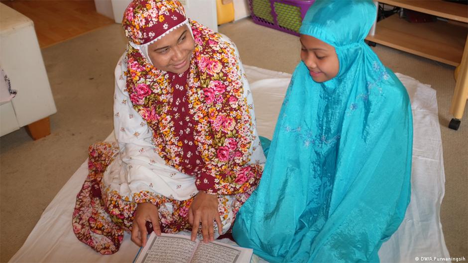 lagu ini menceritakan tentang seorang anak yang sangat percaya diri, karena mensyukuri apa yang dikaruniakan tuhan terhadap dirinya. Dewan Pusat Muslim Di Jerman Puasa Tidak Menyebarkan Virus Sosbud Laporan Seputar Seni Gaya Hidup Dan Sosial Dw 16 04 2020