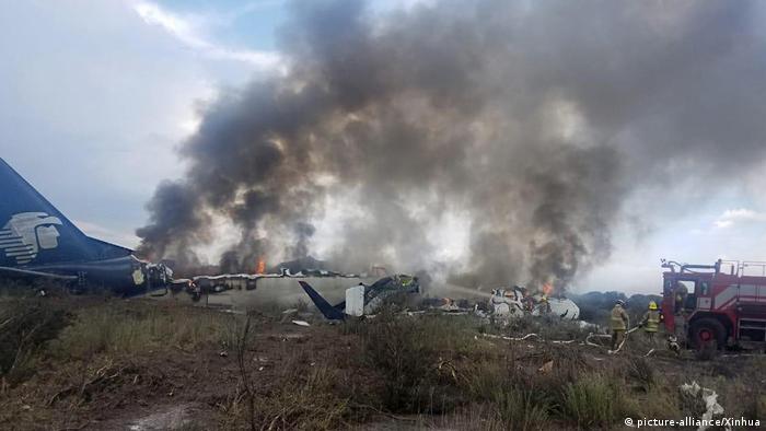 11/11/2021 · boeing agreed on wednesday to acknowledge liability for compensatory damages in lawsuits filed by families of the 157 people killed in the 2019 ethiopian airlines 737 max crash, according to a. Boeing To Pay 100 Million To 737 Max Crash Families News Dw 03 07 2019