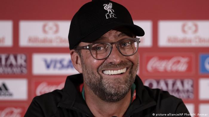 Den extraordinära historien om hur jürgen klopp tog tillbaka liverpool till toppen och blev en av de mest uppskattade tränarna i världsfotbollen. Jurgen Klopp Und Die Entdeckung Der Gelassenheit Sport Dw 20 12 2019