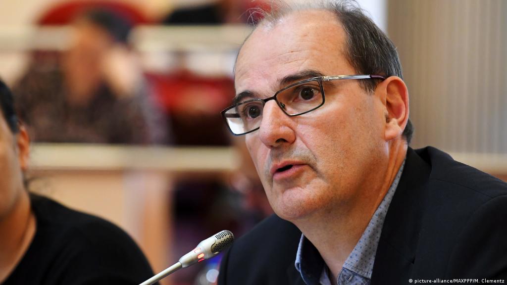 Multiple videos are circulating of prime minister jean castex not wearing a mask and interacting with officials in an enclosed space soon . New French Prime Minister Jean Castex A Low Profile Functionary News Dw 04 07 2020