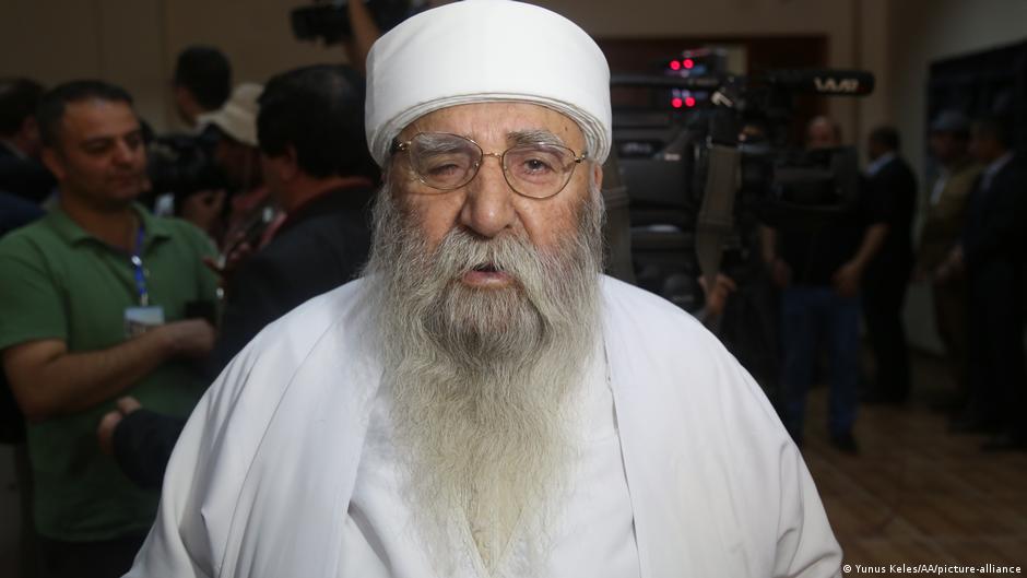 Geistliches Oberhaupt Der Jesiden Gestorben Aktuelles Dw 02 10 2020