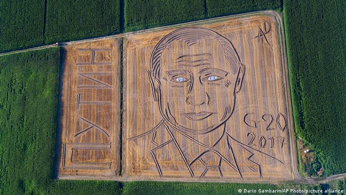 Land Art Portraits Ludwig Van Beethoven And More All Media Content Dw 09 12 2020