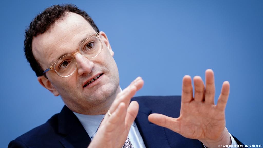 Zu den aufgaben gehören u. Gesundheitsminister Spahn Unter Beschuss Aktuell Deutschland Dw 07 03 2021