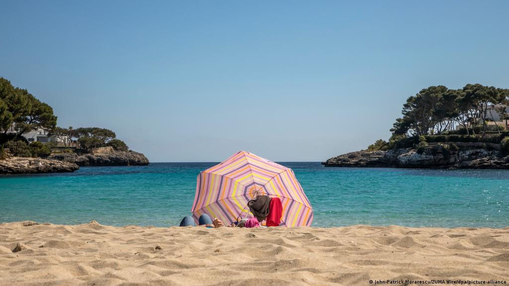 Two attacks in 24 hours have left residents and visitors rattled. Mallorca Vacations Mix Guilt With Pleasure Dw Travel Dw 29 03 2021