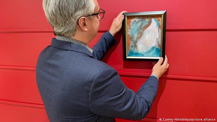 Zufallsfund Gemalde Von David Bowie Versteigert Kultur Dw 24 06 2021