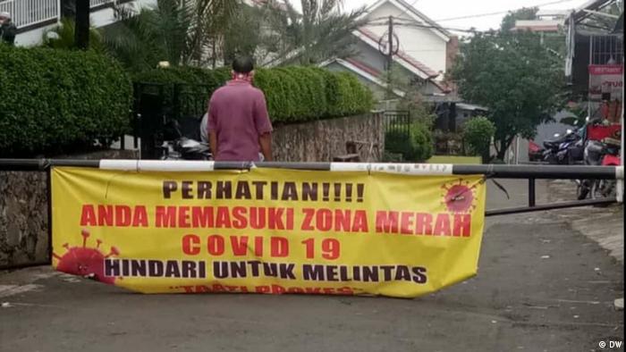 Homepage / info penting / inbup wonogiri no 11 th 2021 tentang ppkm . Jokowi Umumkan Nasib Ppkm Malam Ini Pakar Nilai Belum Bisa Diturunkan Indonesia Laporan Topik Topik Yang Menjadi Berita Utama Dw 09 08 2021