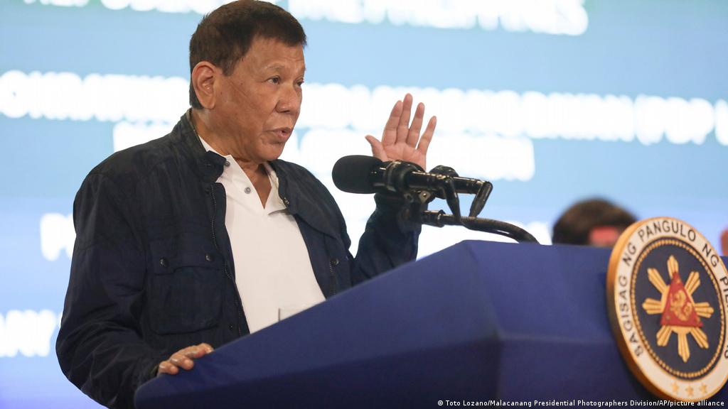 Early life and mayor of davao city. Philippines President Rodrigo Duterte Announces Departure From Politics News Dw 02 10 2021