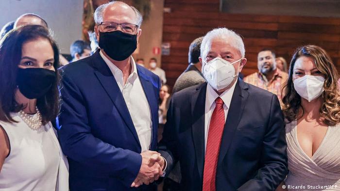 Geraldo alckmin officially joined the brazilian socialist party (psb) today, cementing his alliance with presidential frontrunner lula. Lula Perfila Su Candidatura Junto A Su Antiguo Rival Alckmin Brasil En Dw Dw 08 04 2022