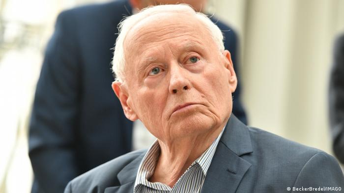 Eine woche vor der wahl im saarland tritt oskar lafontaine aus der partei aus, die er einst mit gegründet hat. Etqjo1hd9phdpm