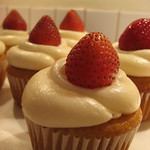 Strawberry Lemonade Cupcakes