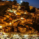 La noche en las calles de Porto