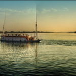 mecidos por la brisa del Nilo - rocked by the Nile&acute;s breeze