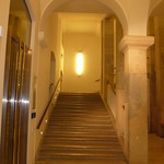 Wien, 3. Bezirk, Linke Bahngasse/Anton-von-Webern-Platz (Universit&auml;t f&uuml;r Musik und Darstellende Kunst, Universit&agrave; per Musica e Arte Scenica, Universidad para M&uacute;sica y las Artes esc&eacute;nicas, Universit&eacute; pour la Musique et le Spectacle vivant)