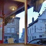 Mae Curry Corner bob amser yn iawn, mae ar gyfer plant dan naw deg naw. (99)