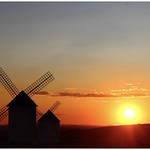 Siluetas de Campo de Criptana