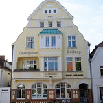 7263 Ehemaliges Verlagshaus J. C. Schwensen am Rathausmarkt, Architekt Wilhelm Kruckau 1907 - Fotos von Eckernf&ouml;rde, Hafenstadt und Ostseebad im Kreis Rendsburg-Eckernf&ouml;rde in Schleswig-Holstein.