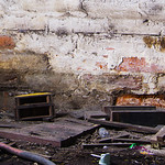 Escombros contra el muro