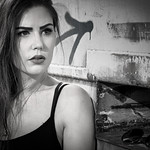 runaway train streetart portrait