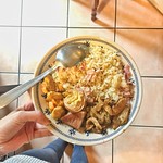 Khi nh&agrave; c&ograve;n qu&aacute; nhiều đồ ăn thừa