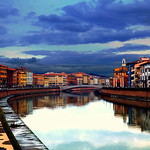 Walk along the river in Pise