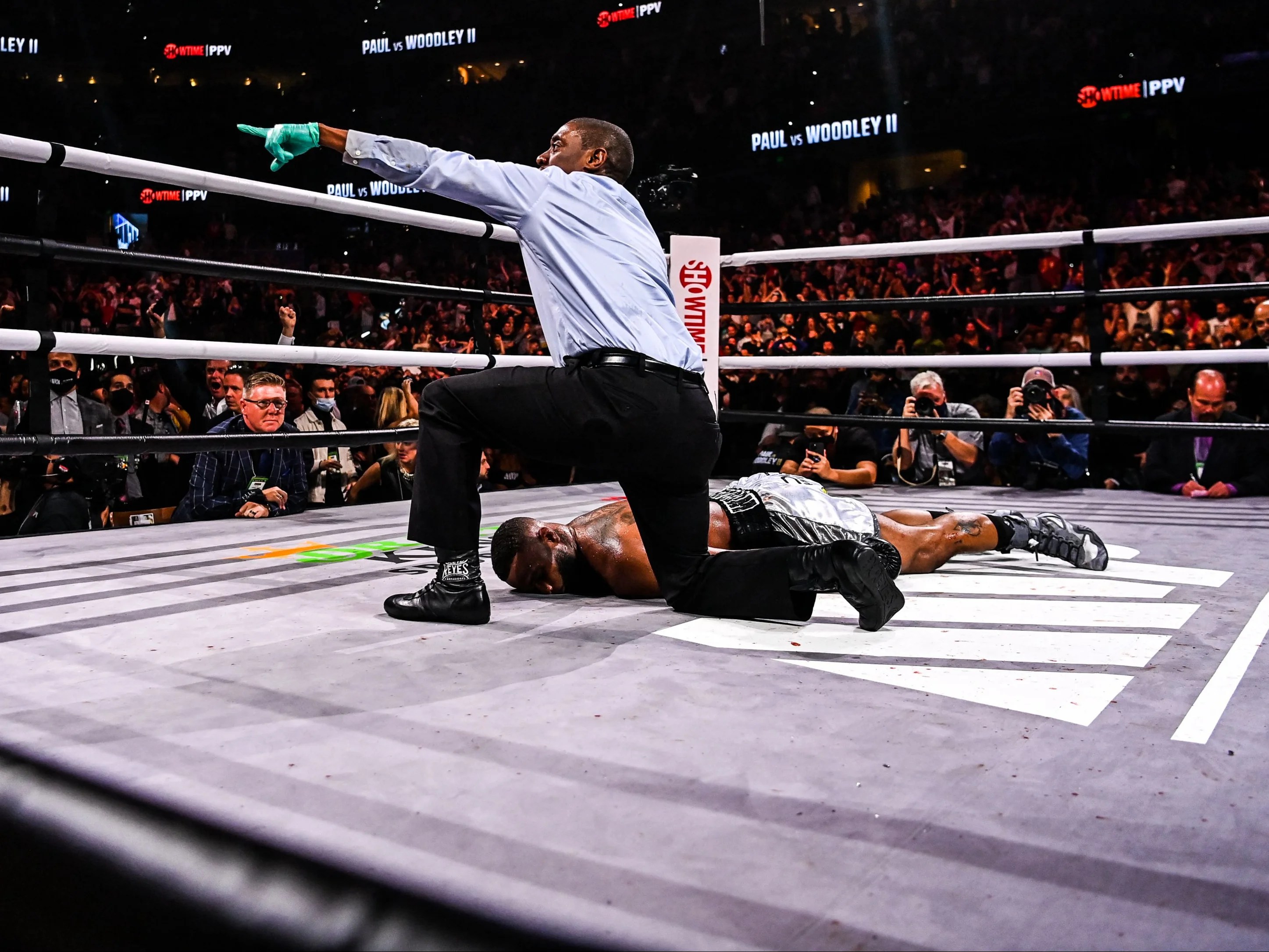 Jake Paul Vs Tyron Woodley 2 . Qvewyckl5ea Xm